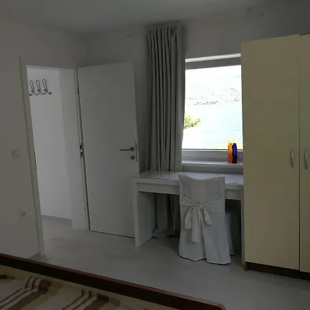 Vakantiehuis Casa Blanca White House Donji Okrug (Ciovo)